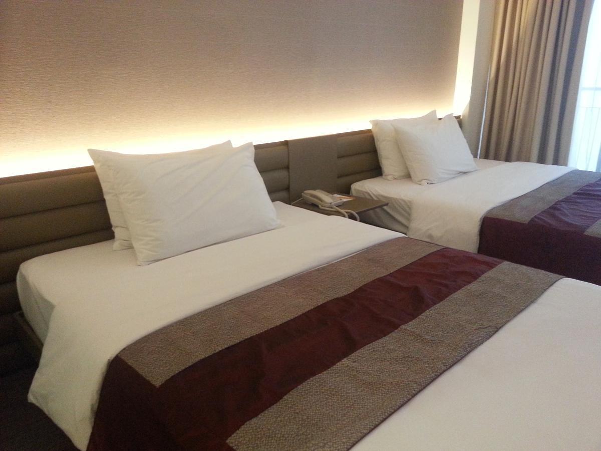 The E-Hotel Makati Makati City Zewnętrze zdjęcie