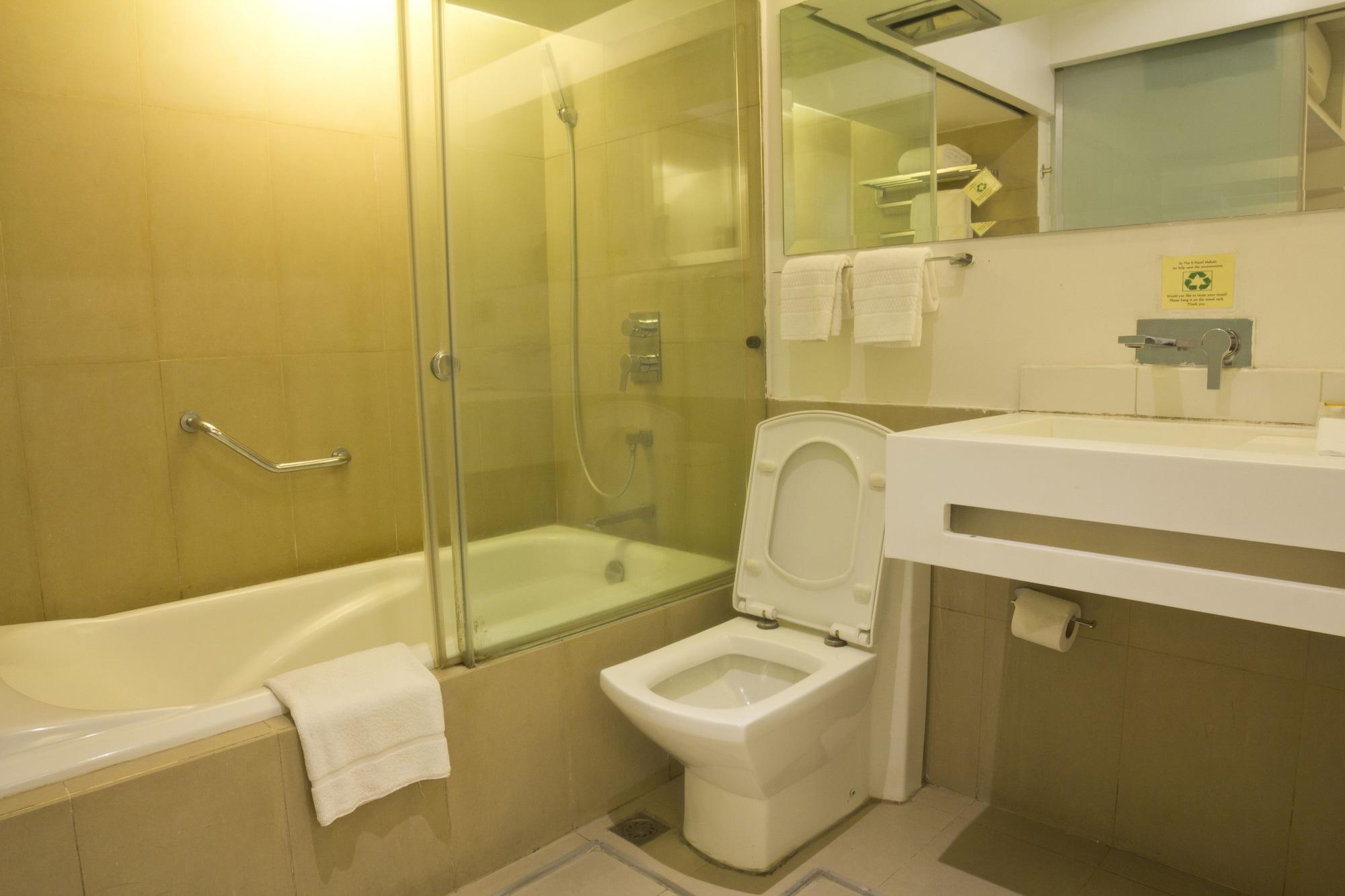The E-Hotel Makati Makati City Zewnętrze zdjęcie