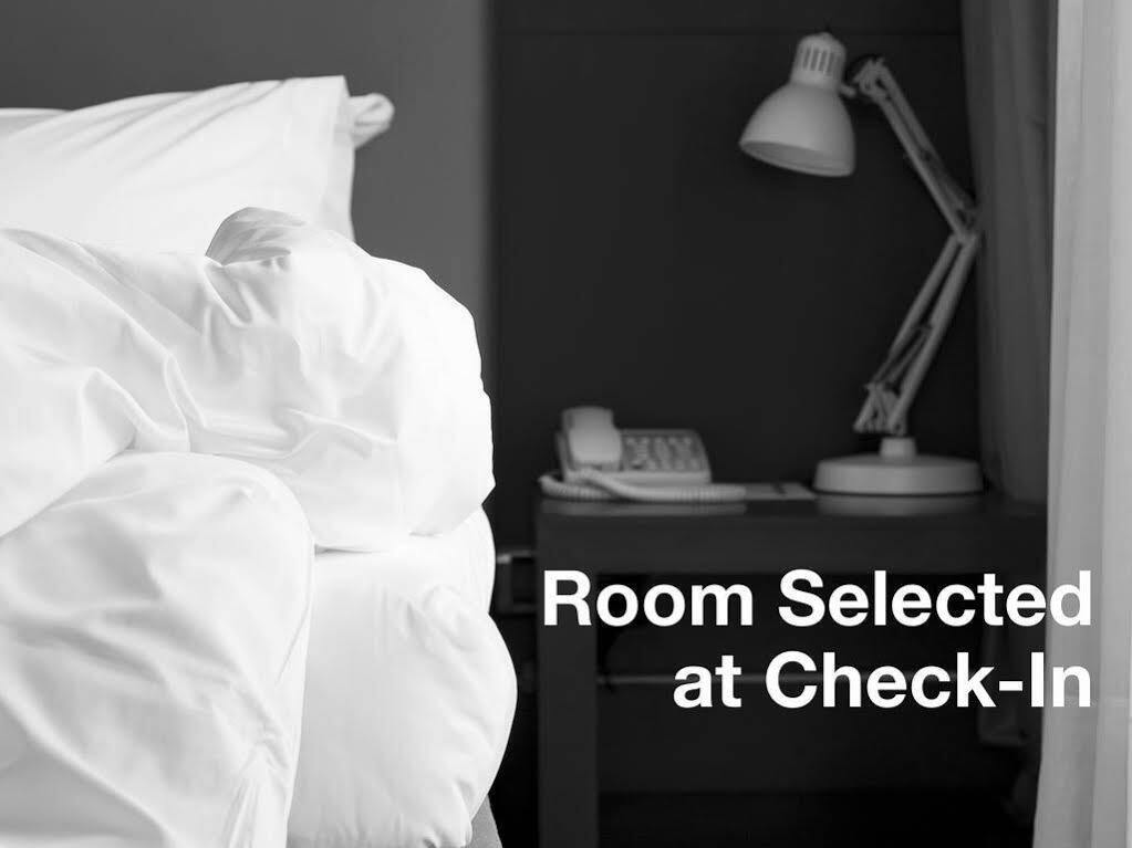 The E-Hotel Makati Makati City Zewnętrze zdjęcie